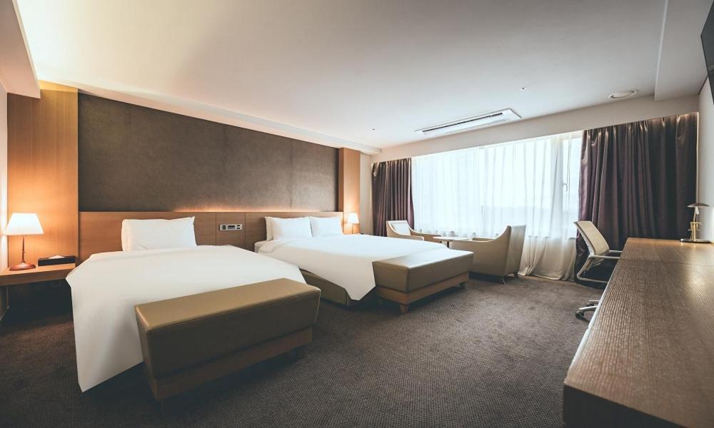 Wonju City Hotel Hyeoksin Esterno foto
