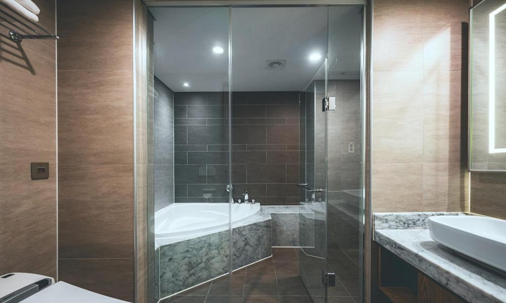 Wonju City Hotel Hyeoksin Esterno foto