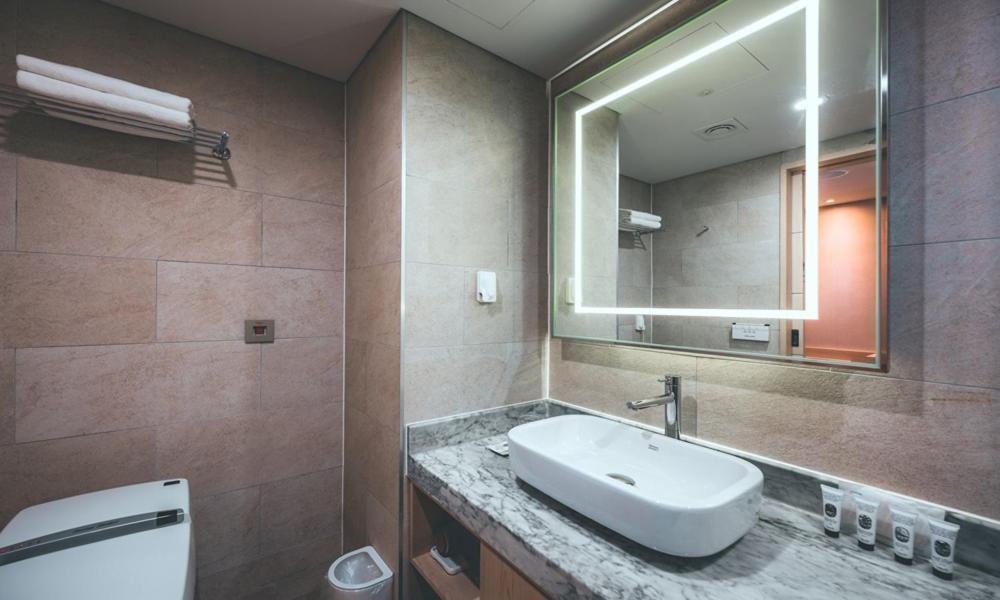 Wonju City Hotel Hyeoksin Esterno foto