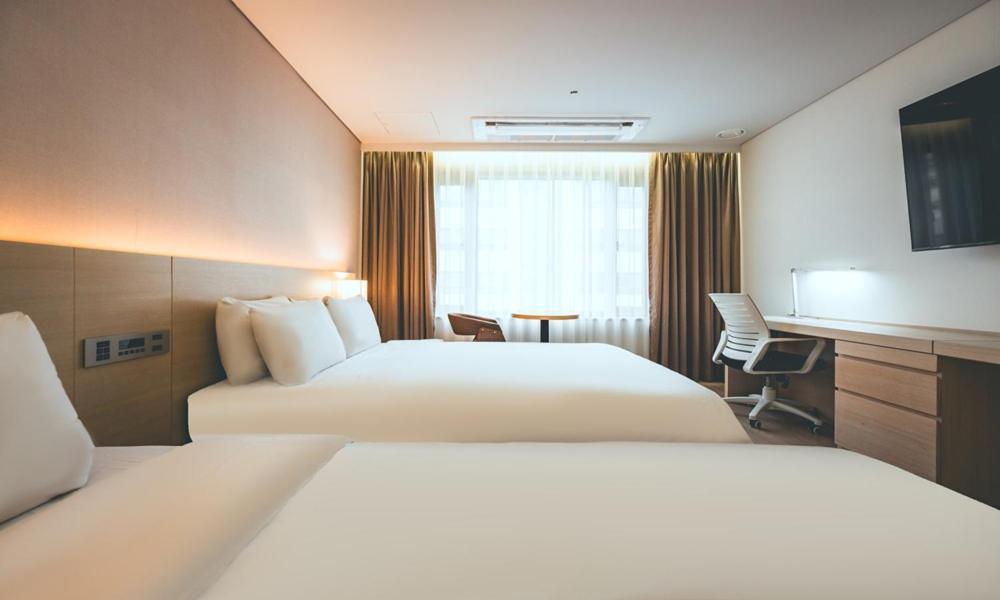 Wonju City Hotel Hyeoksin Esterno foto